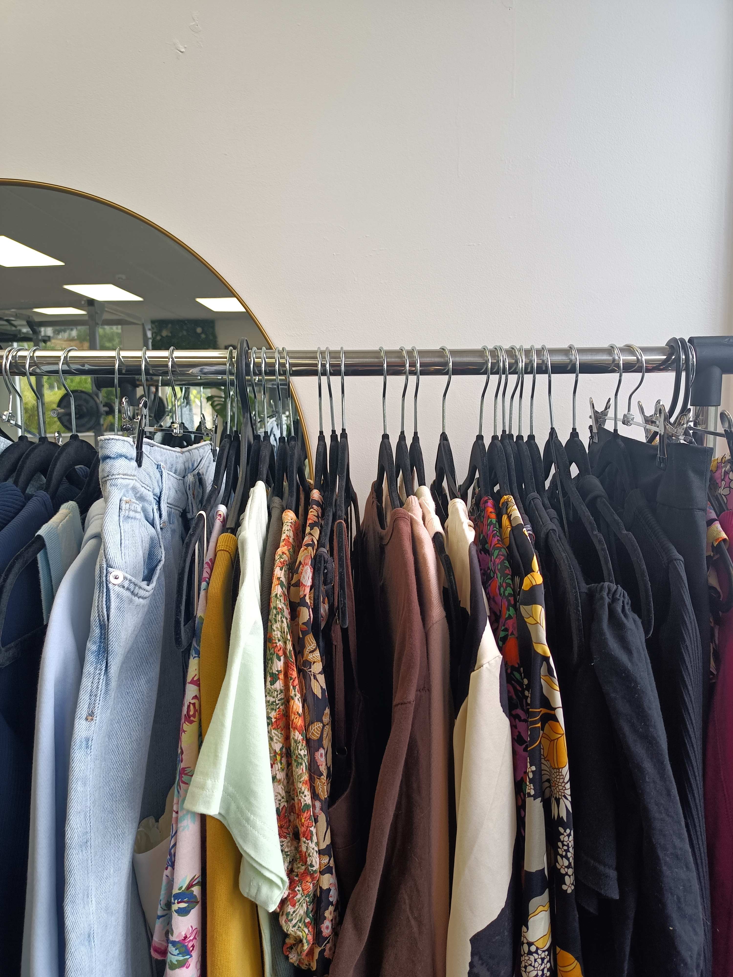 Womanswear - Littlethriftersclub