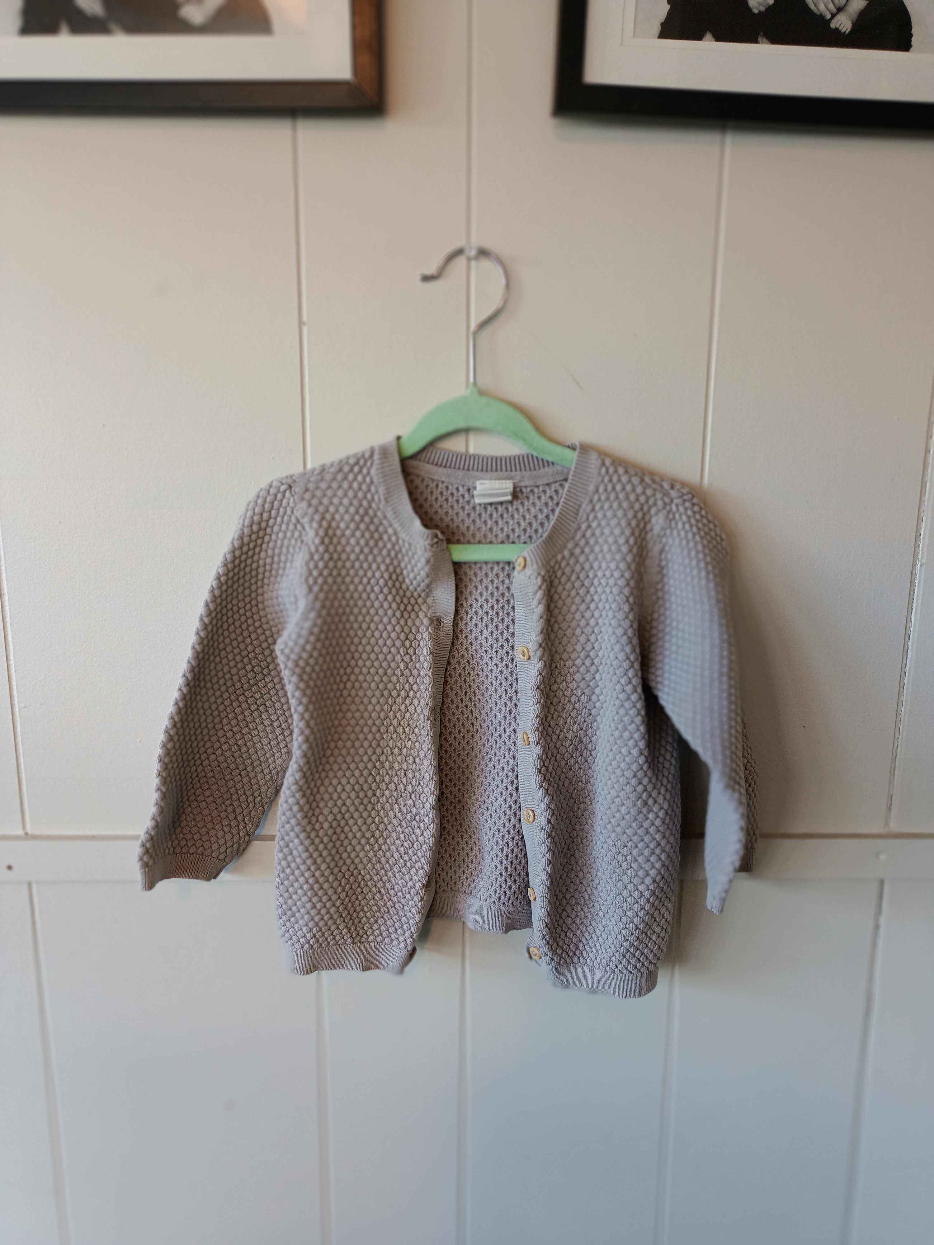 Baby knitted button up cardigan (9-12m)