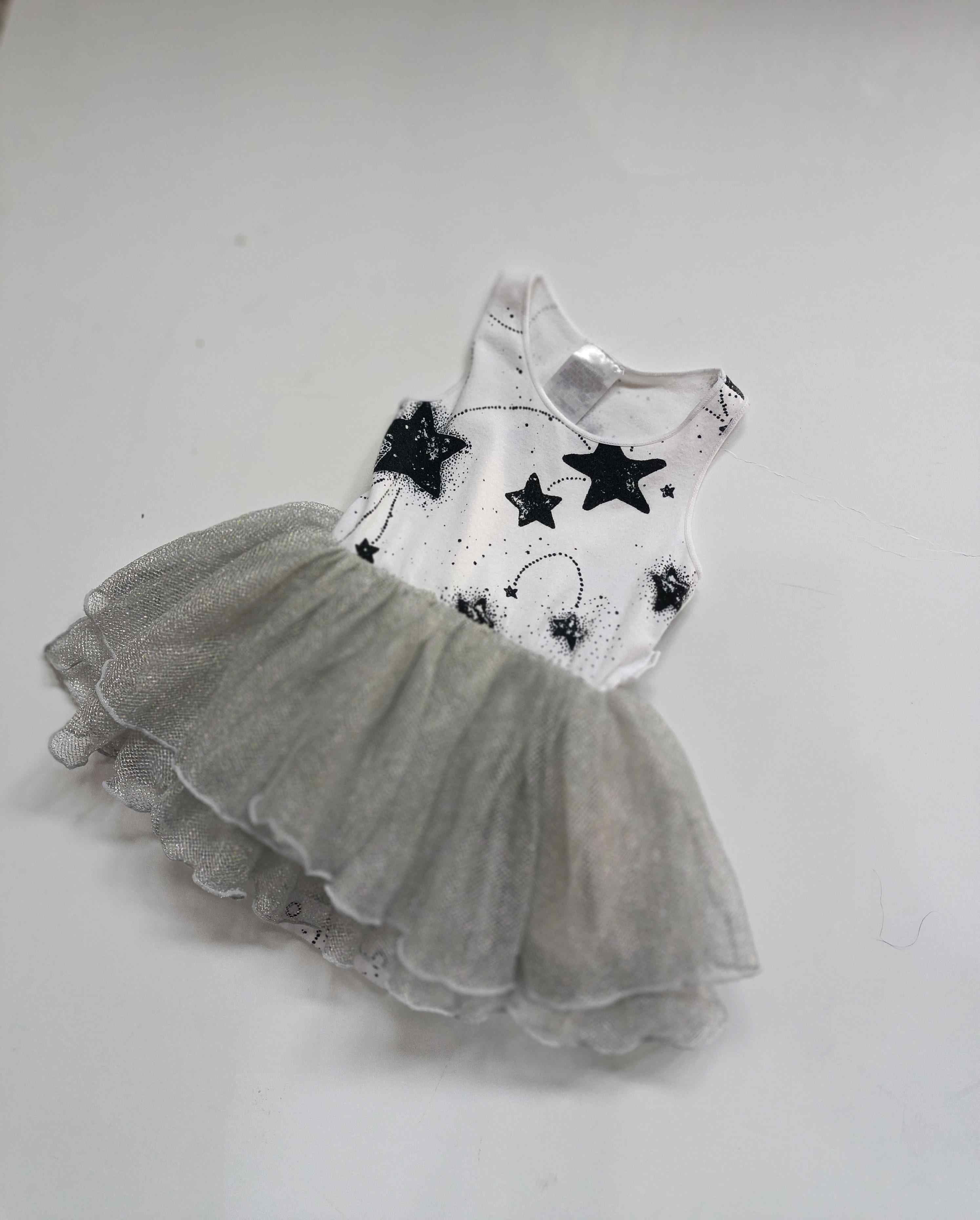 Bonds baby tutu bodysuit | 0 - 3 months - Littlethriftersclub